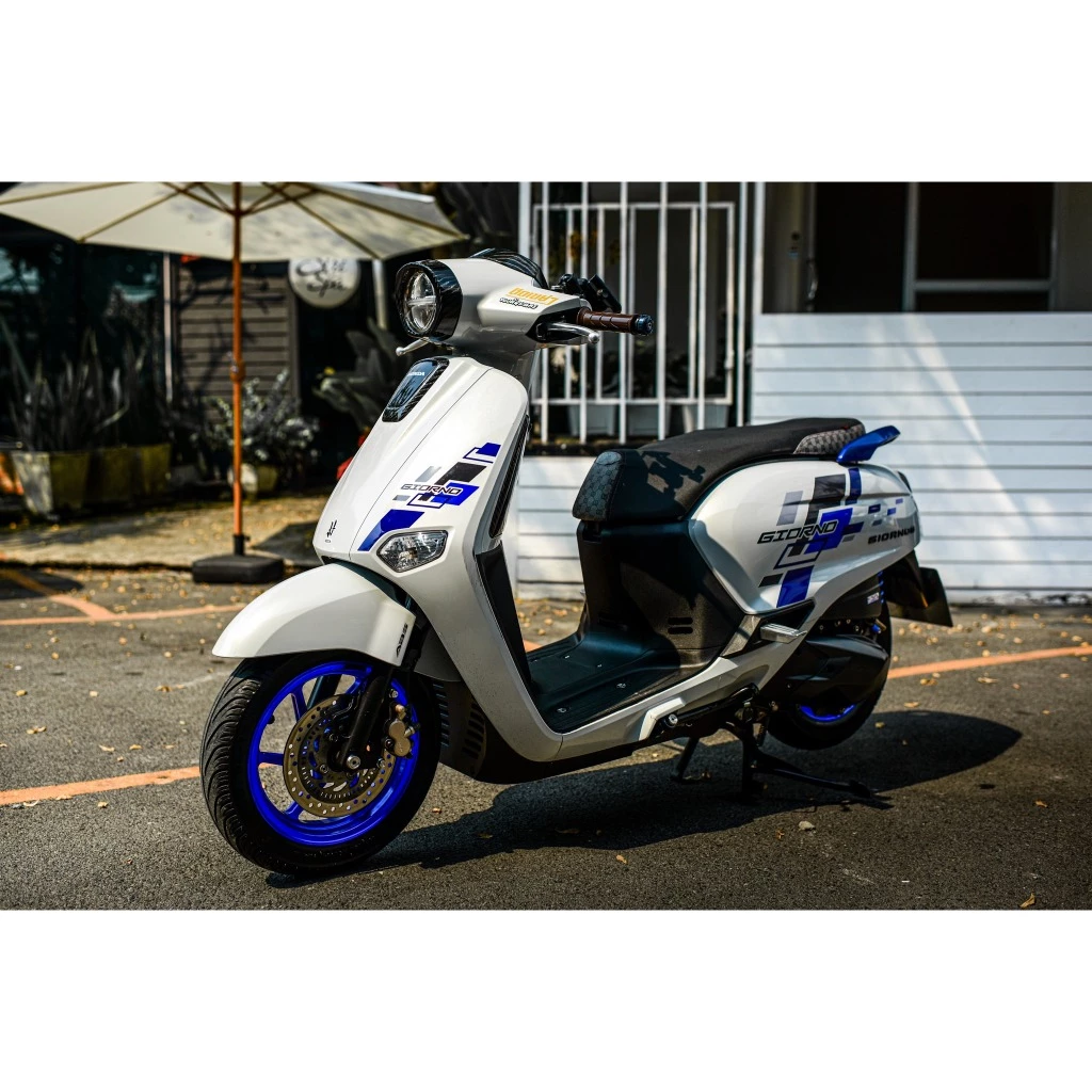 สติ๊กเกอร์แต่งรถ จีออโน่ Honda Giorno ลายกราฟิก GP