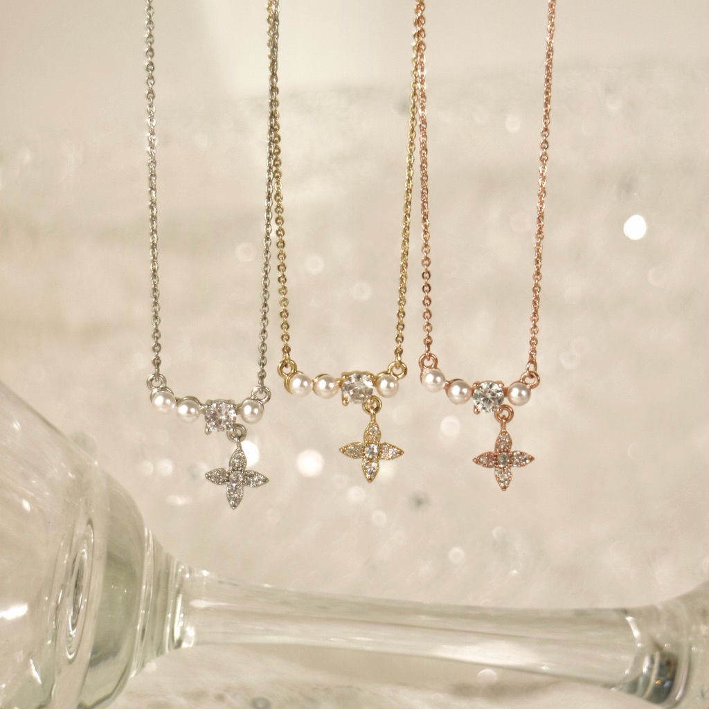 Socrush.bkk | POLAR DREAM necklace | SN-078 | สร้อยคอ ดาว มุก จี้มุก จี้ดาว ดาวเหนือ