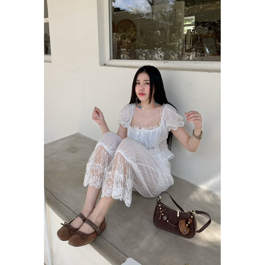 NN‘เซ็ต2ชิ้น เสื้อแขนตุ๊กตาลูกไม้+กางเกงขายาวแต่งปลายขาลูกไม้ ผ้าฉลุปักลายทั้งชุด - รูปที่ 2