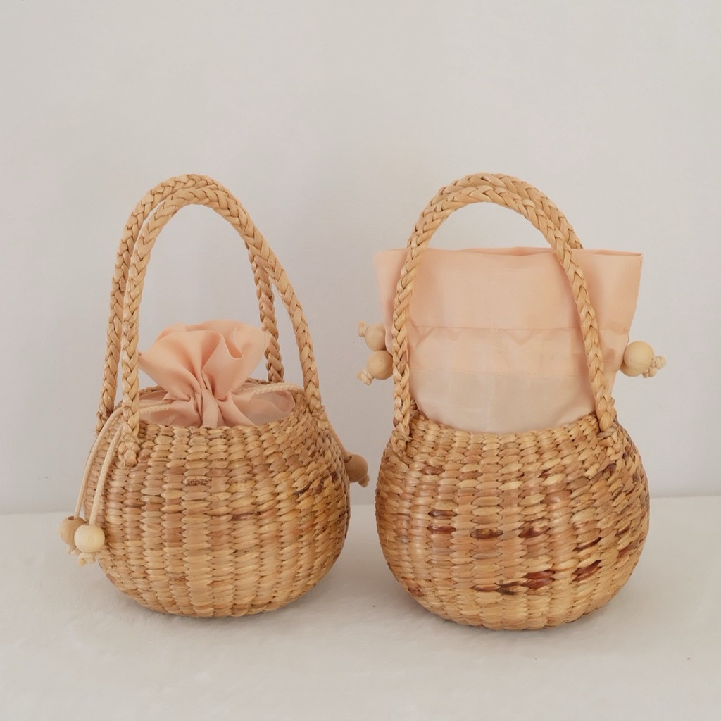 Mini bag กระเป๋าผักตบชวาทรงกะปุ๊กลุ๊ก น่ารักเวอร์ Ecofriendly มีสไตส์
