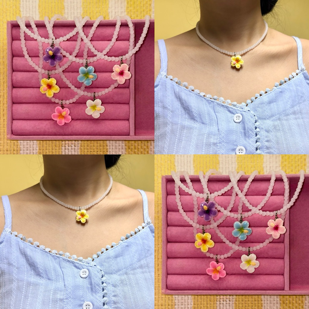 Piing me Necklace | สร้อยคอลูกปัดหยกเทียมสีขาวขุ่นๆพร้อมจี้ดอกชบาไซส์เล็ก ราคา ถูกที่สุด ดีลบีเคเค แกลเลอรีภาพที่ 6
