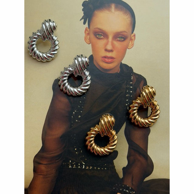 Jitta.studio- twisted earrings ต่างหู Waterproof | Nickel-free | Lightweight | Long-lasting