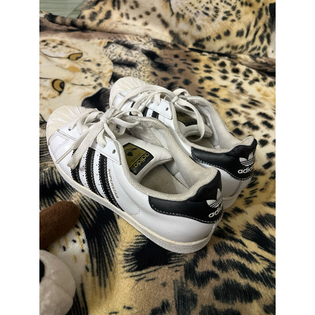 รองเท้า adidas super star ไซร้ 38 มือ 2
