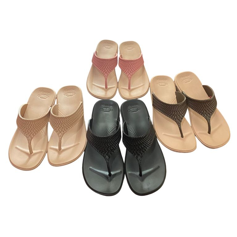 รองเท้าแตะแบบหนีบ รองเท้าแตะผู้หญิง Moniga 5.5 ของแท้ จากโรงงาน