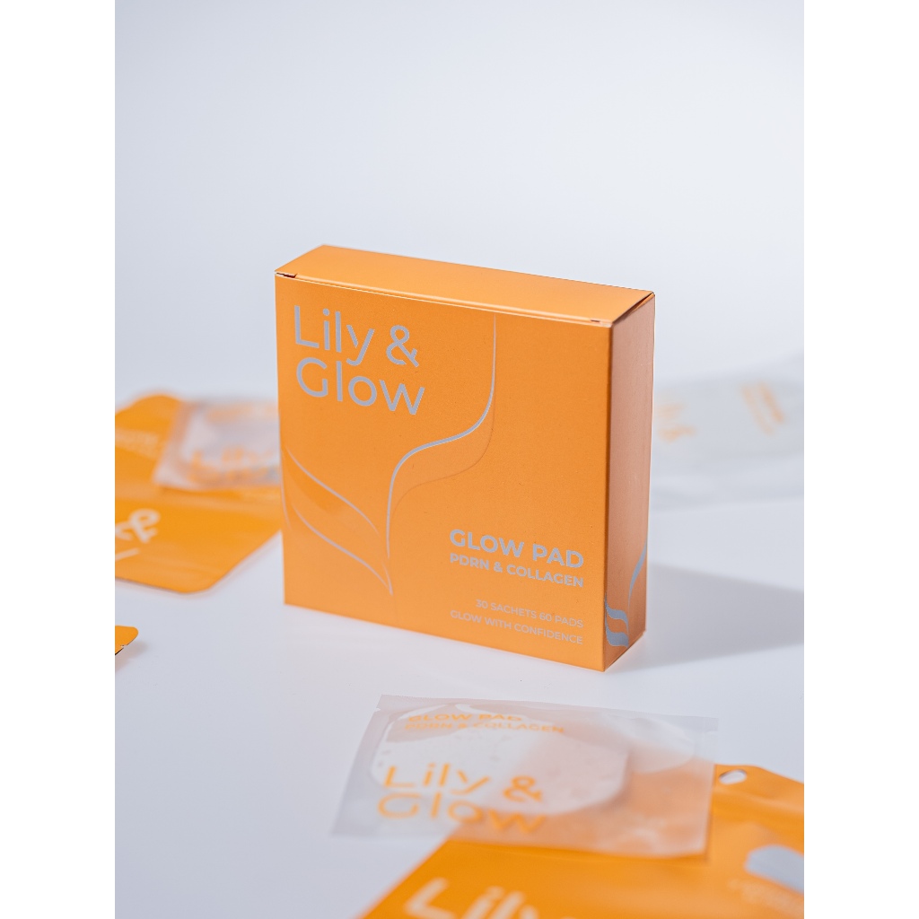 LILY & GLOW, Glow Toner Pad โทนเนอร์แพด เซรั่มแพด  ช่วยให้เมคอัพติดทน ผิวอิ่มฟู ผิวโกลว์แบบสุขภาพดี (30 ซอง 60 แผ่น)