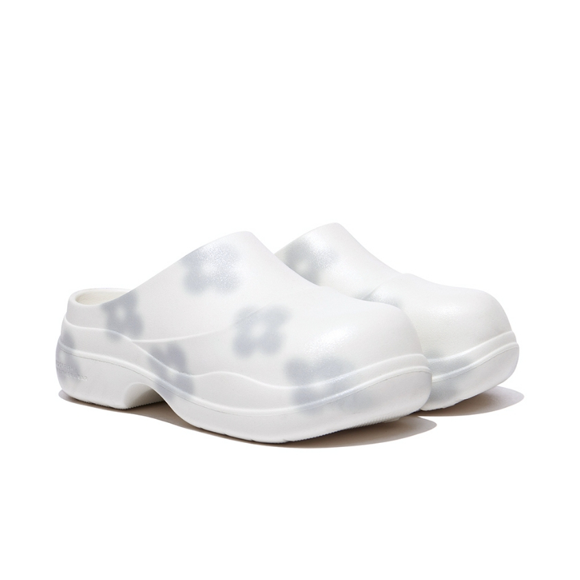 Rockfish รุ่น X Minjukim Floral Shadow Clog รองเท้าแตะเปิดส้น ผู้หญิง สี White - RF1SHBE1EV007WH