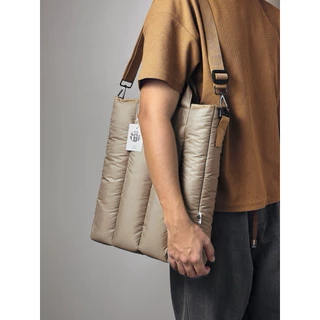 TOTE M กระเป๋าใส่ Macbook /Notebook15-16“ มี 4สี🧡💙🤎🖤