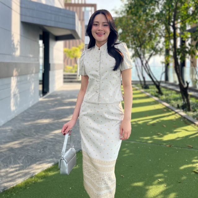 MASNAREE | Jitlada Set | ชุดเซ็ตผ้าฝ้าย เสื้อจิตรลดาแขนสั้น กระทรงดินสอ 5 ส่วน ผ่าหลัง เข้ารูปทรงสวย มีหลายสี