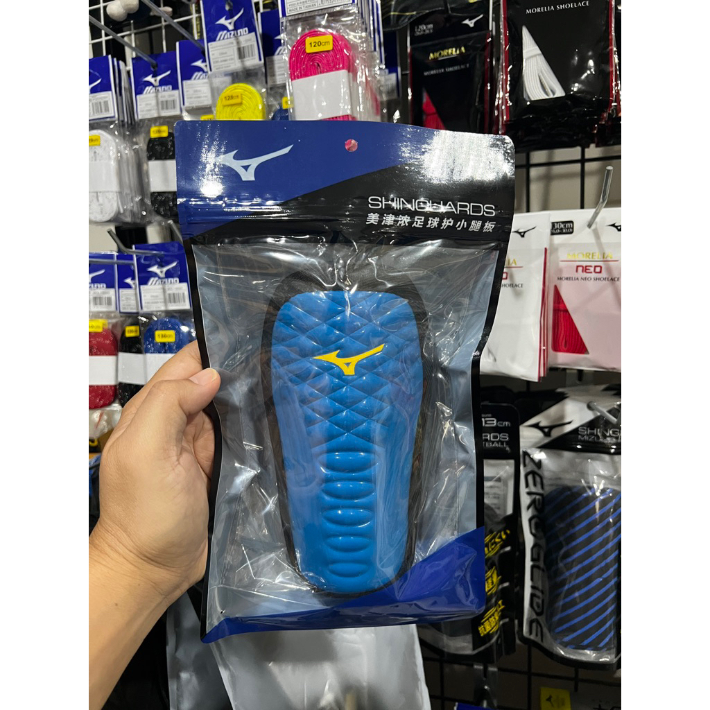 สนับแข้งของ mizuno ของแท้ เหลือแต่สีฟ้า พร้อมส่ง
