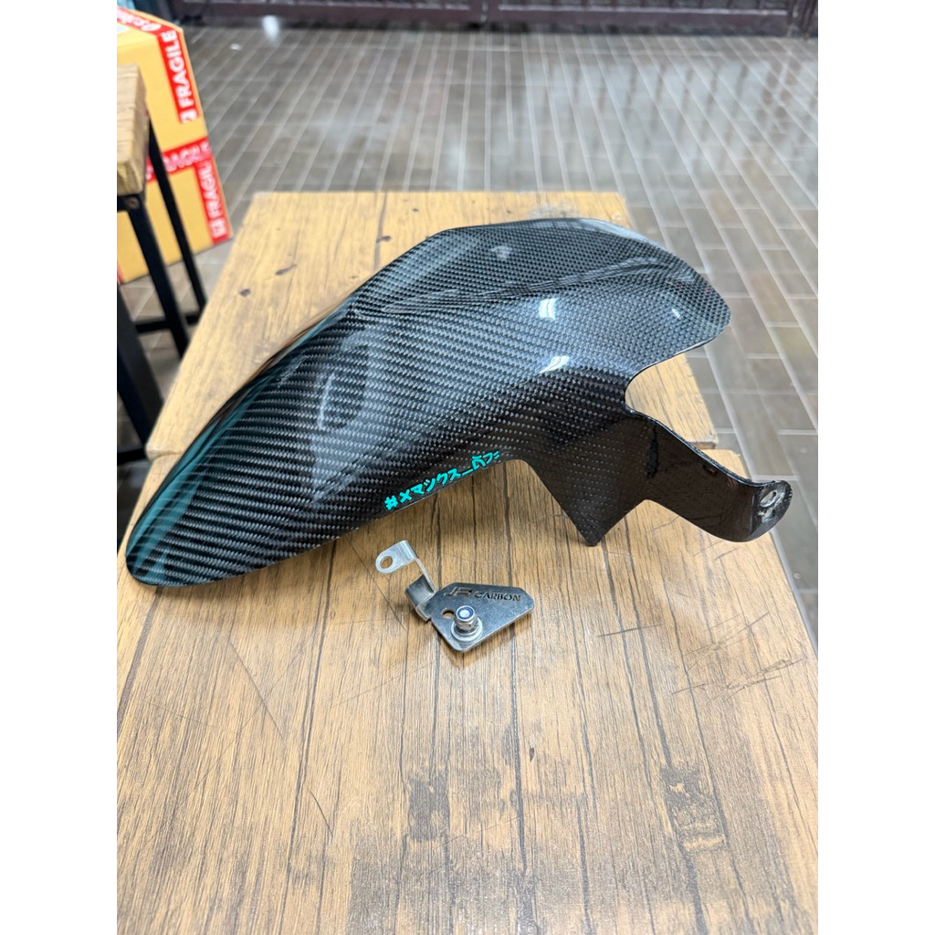 บังโคลนหลังตัวใน JR CARBON X-MAX300มือ2