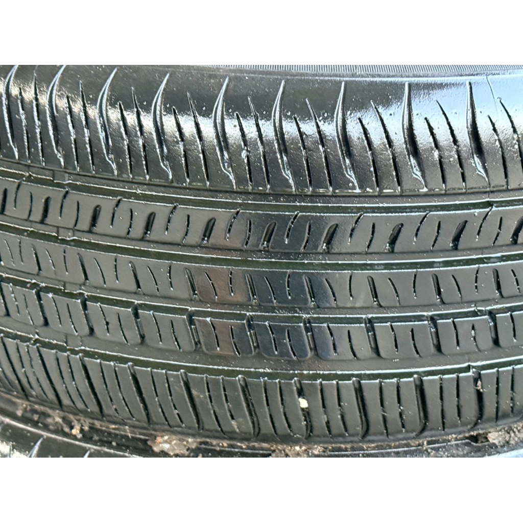 ยางมือสอง 215/50/17 triangle ปี21 ราคาต่อเส้น