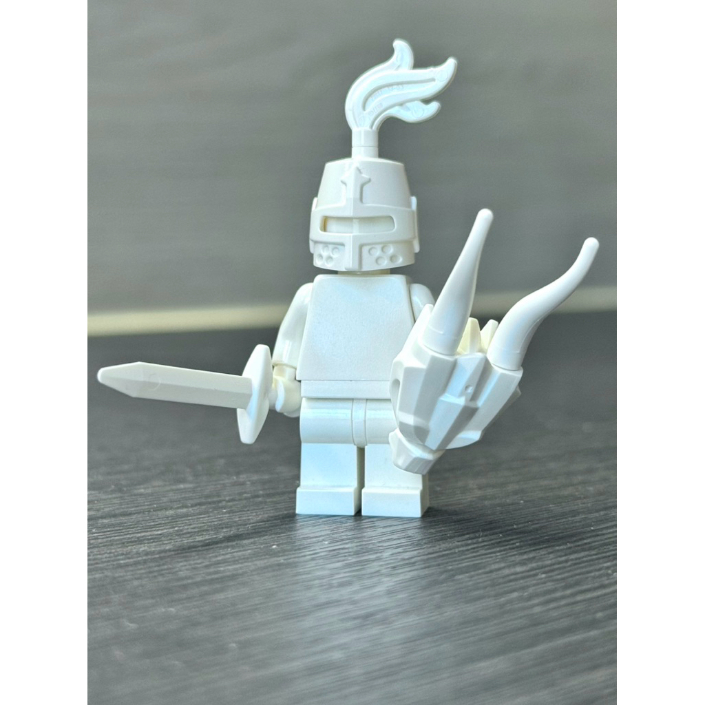 LEGO Minifigure Monochrome White Knight
