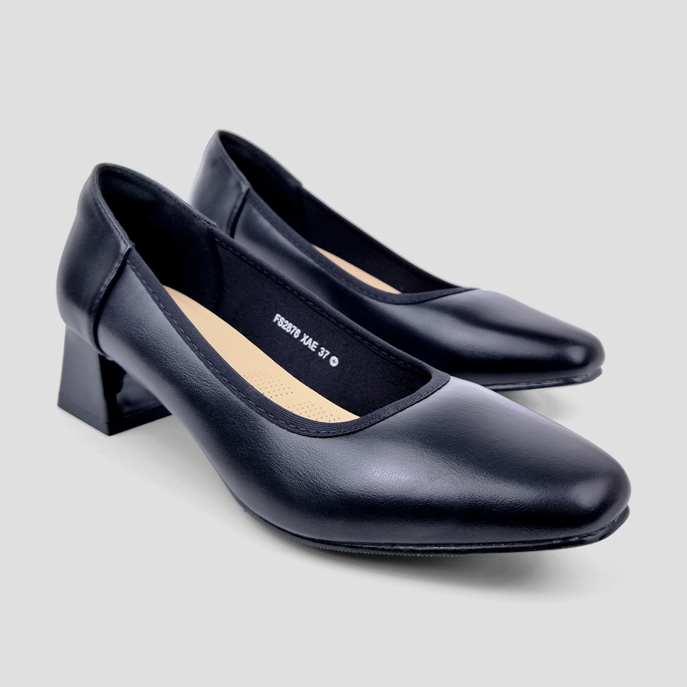 ST.JAMES รองเท้าหนังPU/รองเท้าคัทชู หัวมน ส้น 4.3 ซม. รุ่น XAE สี BLACK | รองเท้า ผู้หญิง
