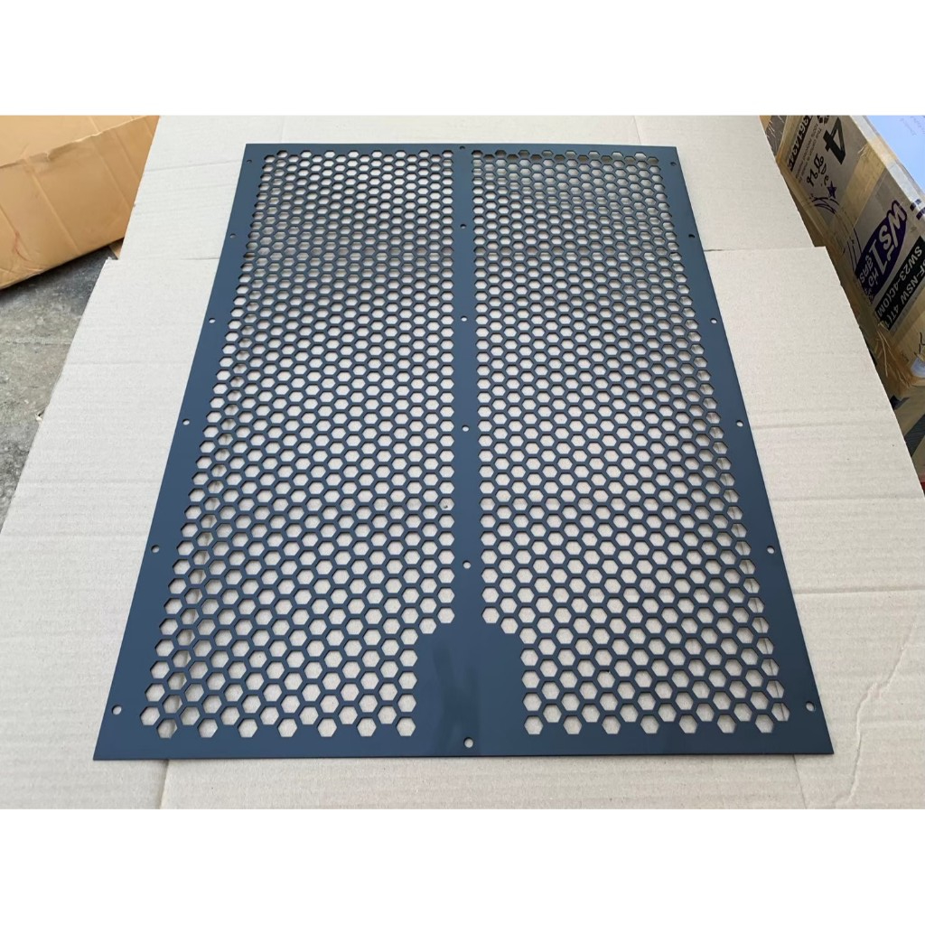 ตะแกรงตู้ลำโพงตู้ซับ รุ่นตู้ BV 15-18 ตะแกรงจากโรงงาน มีสองขนาด460*665และ500*660