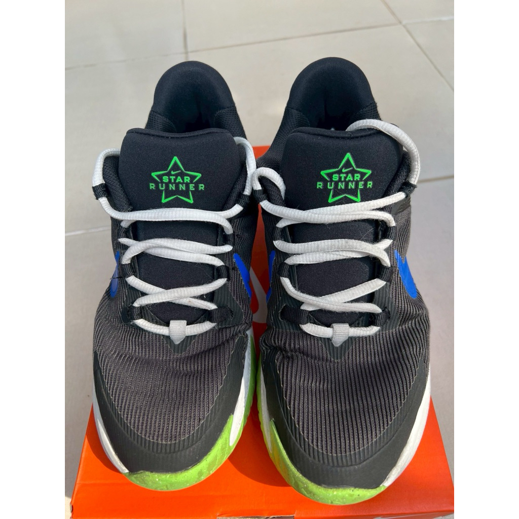 มือสอง‼️ รองเท้าวิ่ง สำหรับเด็ก Nike Star Runner 4 NN สีดำ คาดฟ้าเขียว  ของแท้