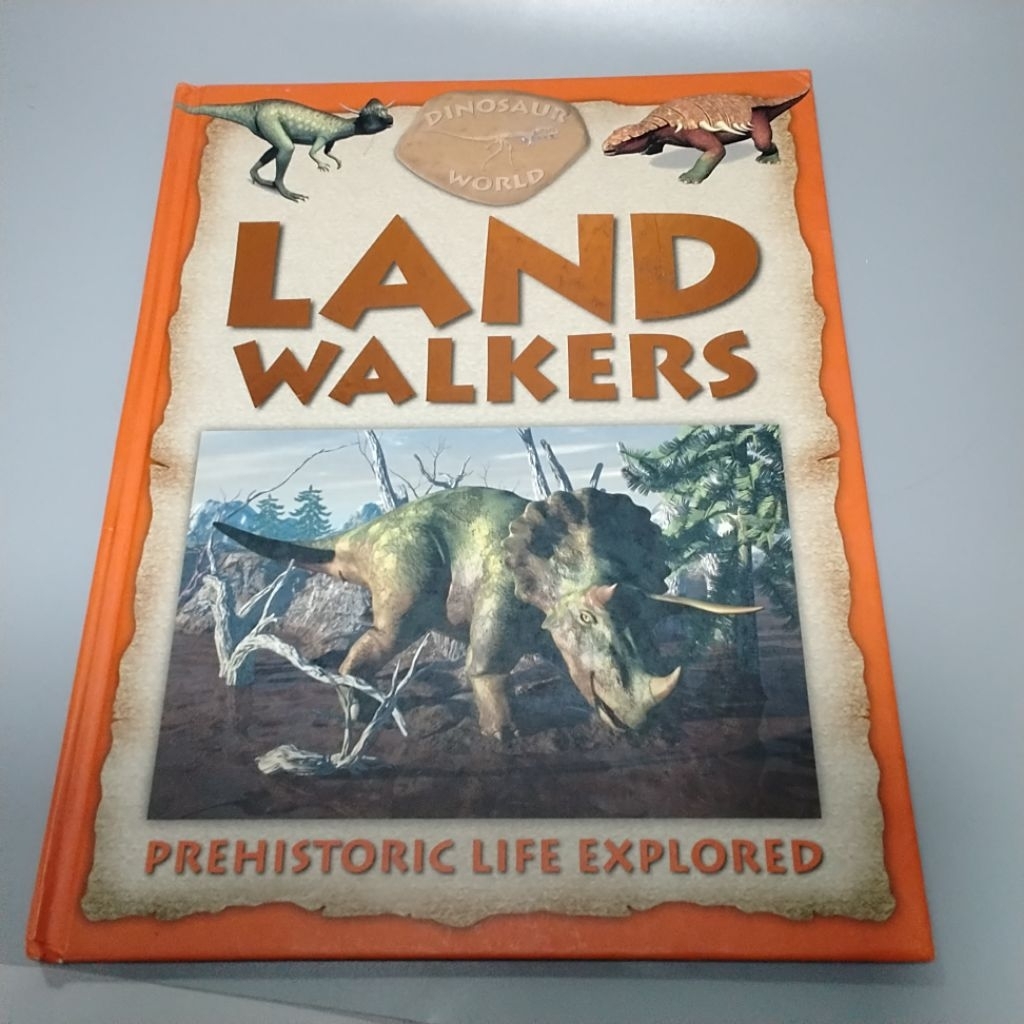 Land walkers (ปกแข็ง)