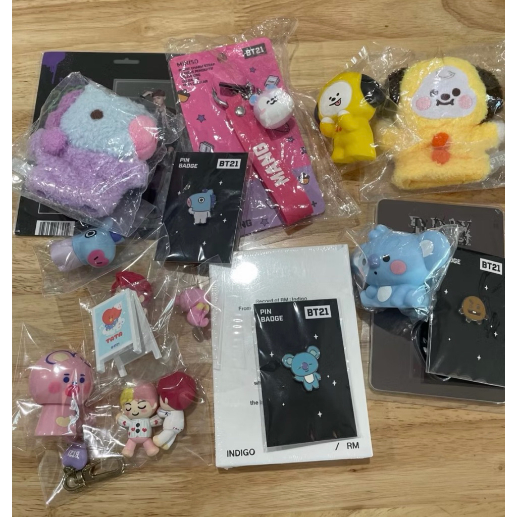bt21  bts ฟิกเกอร์ พวงกุญแจ บั้ม