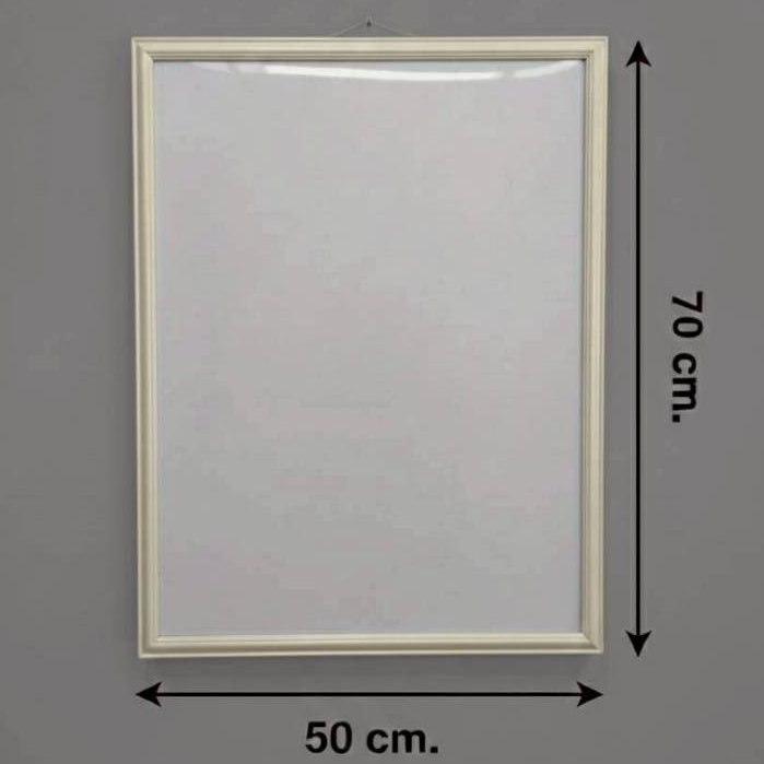 กรอบรูปสีงาช้าง 70x50cm. กรอบรูป 70x50cm.สีงาช้าง (เติมสีสันให้ความทรงจำ ด้วยกรอบรูปดีไซน์มินิมอล)