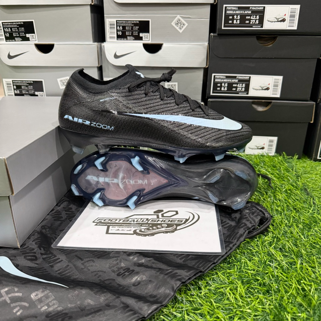 รองเท้าฟุตบอล Nike  ของแท้ 💯 รหัสินค้า FQ1457-001