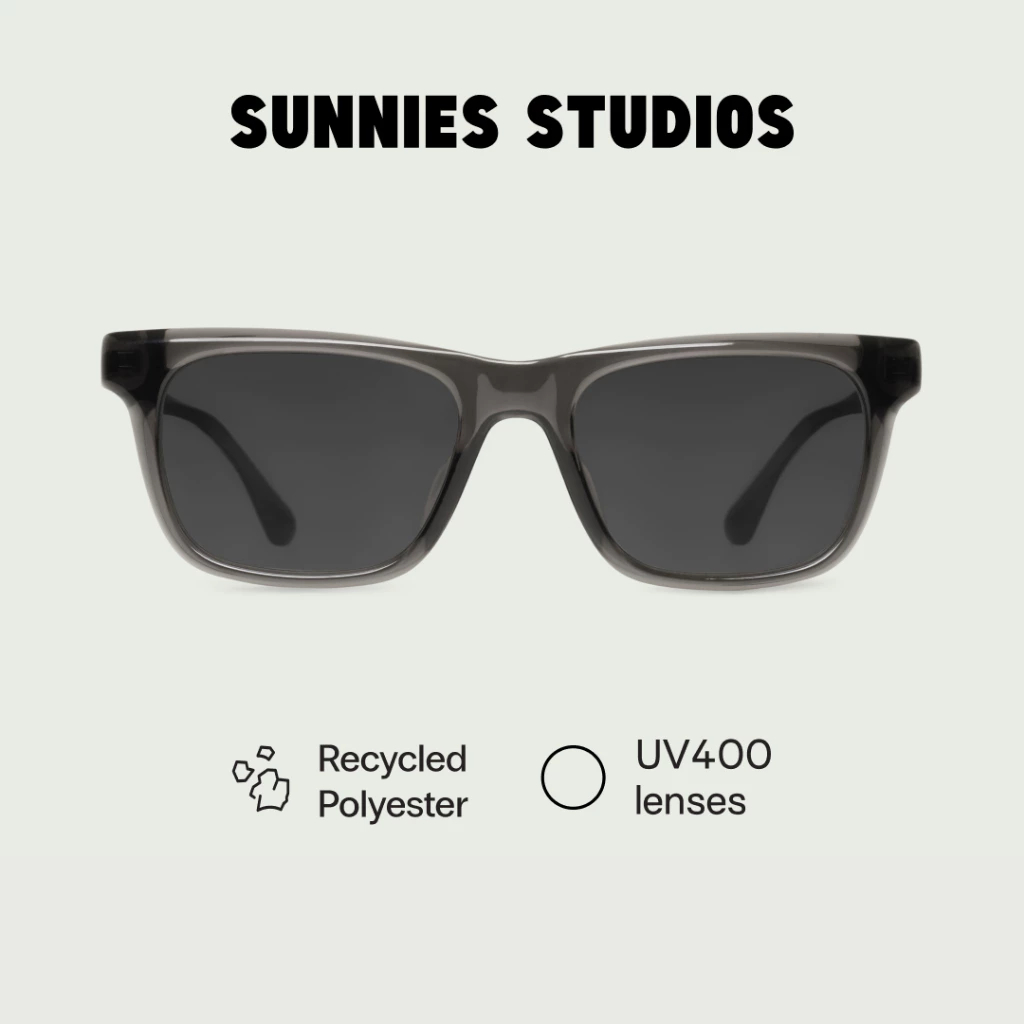 Sunnies Studios James (แว่นกันแดดทรงสี่เหลี่ยม สำหรับยูนิเซ็กส์)