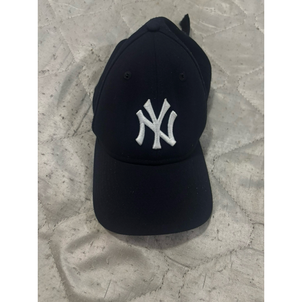 USED New Era hat สีnavy