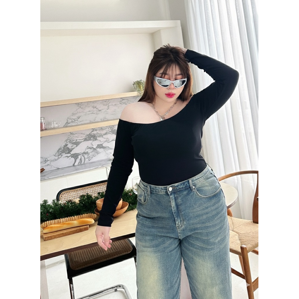 Laurence Crop เสื้อครอปปาดไหล่แขนยาวผ้าเนื้อนิ่มไม่บาง รูปที่ 3