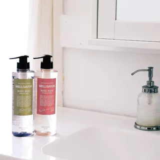 MELLSAVON Body Wash Floral Herb 460ml เจลอาบน้ำ ฟลอรัลเฮิร์บ สูตรหอมสะอาดสดชื่น found & found