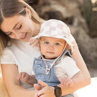 Tiny Twinkle หมวกกันแดดสำหรับเด็ก (Flap Hat) ไซส์ S–L ปรับขนาดได้ ป้องกันรังสี UV UPF 50+ น้ำหนักเบาแห้งเร็ว หมวกเด็ก