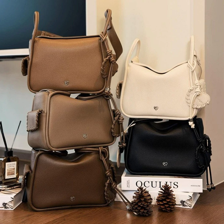PONYPONY Sei-Ji 6839 Shoulder bag กระเป๋าสะพายข้าง