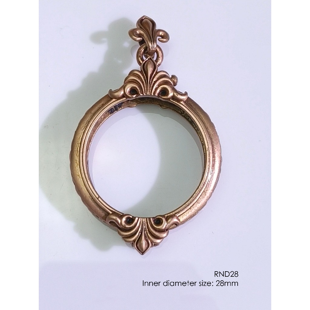 RND28Bronze amulet casing screen size 28mm กรอบพระบรอนซ์ ทรงกลม