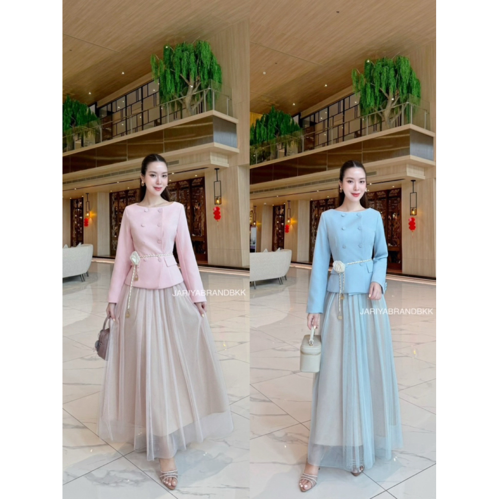 D2 งานป้าย Jariya Set ชุดเซ็ท 4 ชิ้น เสื้อ กระโปรง เข็มขัด เข็มกลัดดอกไม้ สำหรับผู้หญิง เสื้อผ้าแฟชั