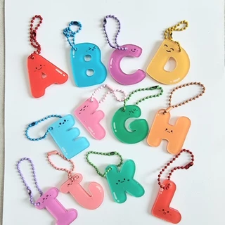 ส่งทันที พวงกุญแจตัวอักษร A-Z ของแจกปัจฉิม ของขวัญปัจฉิม