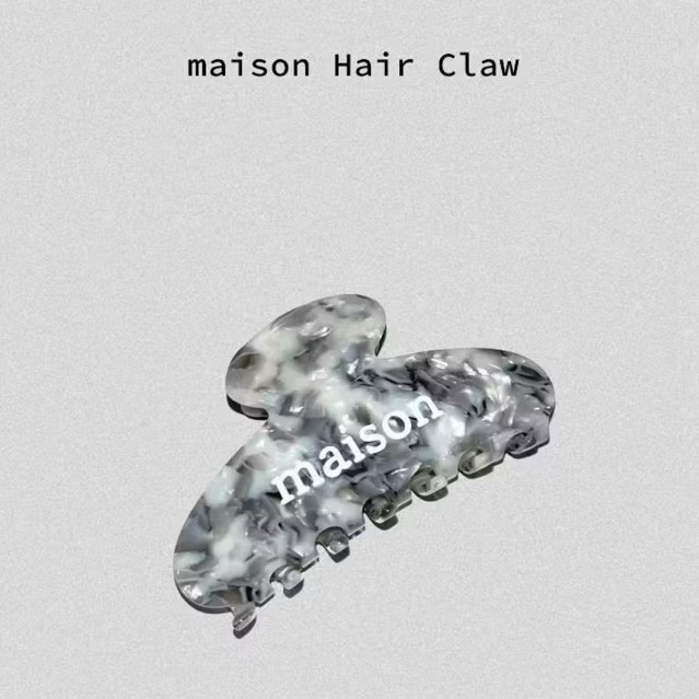 maison KEEPS | Original maison Logo Hair Claw | กิ๊บหนีบผม กิ๊บ ส่งต่อ maison