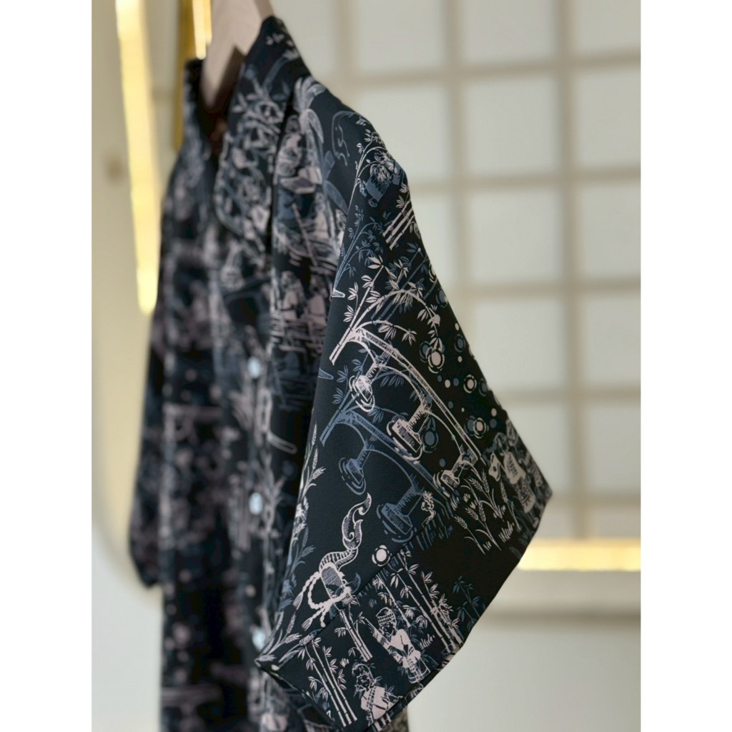 KORU เสื้อครอป ลายหนองคาย