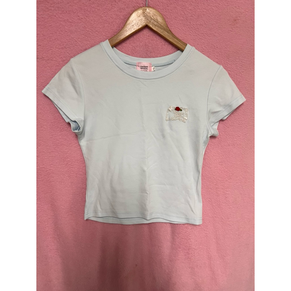 เสื้อยืด ไซส์ XL สีฟ้า ป้าย Cintage official ใส่หนึ่งครั้ง