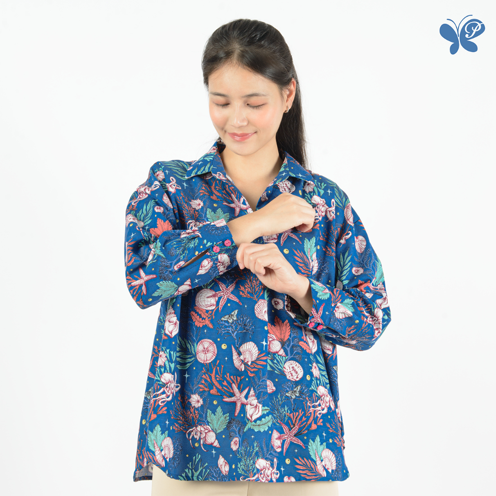 เสื้อเชิ้ตผู้หญิงทรงหลวม [Papillon] Women Oversized Shirt ผ้า Cotton Rayon Blend ใส่สบาย พิมพ์ลายทะเล (Ocean Reverie)