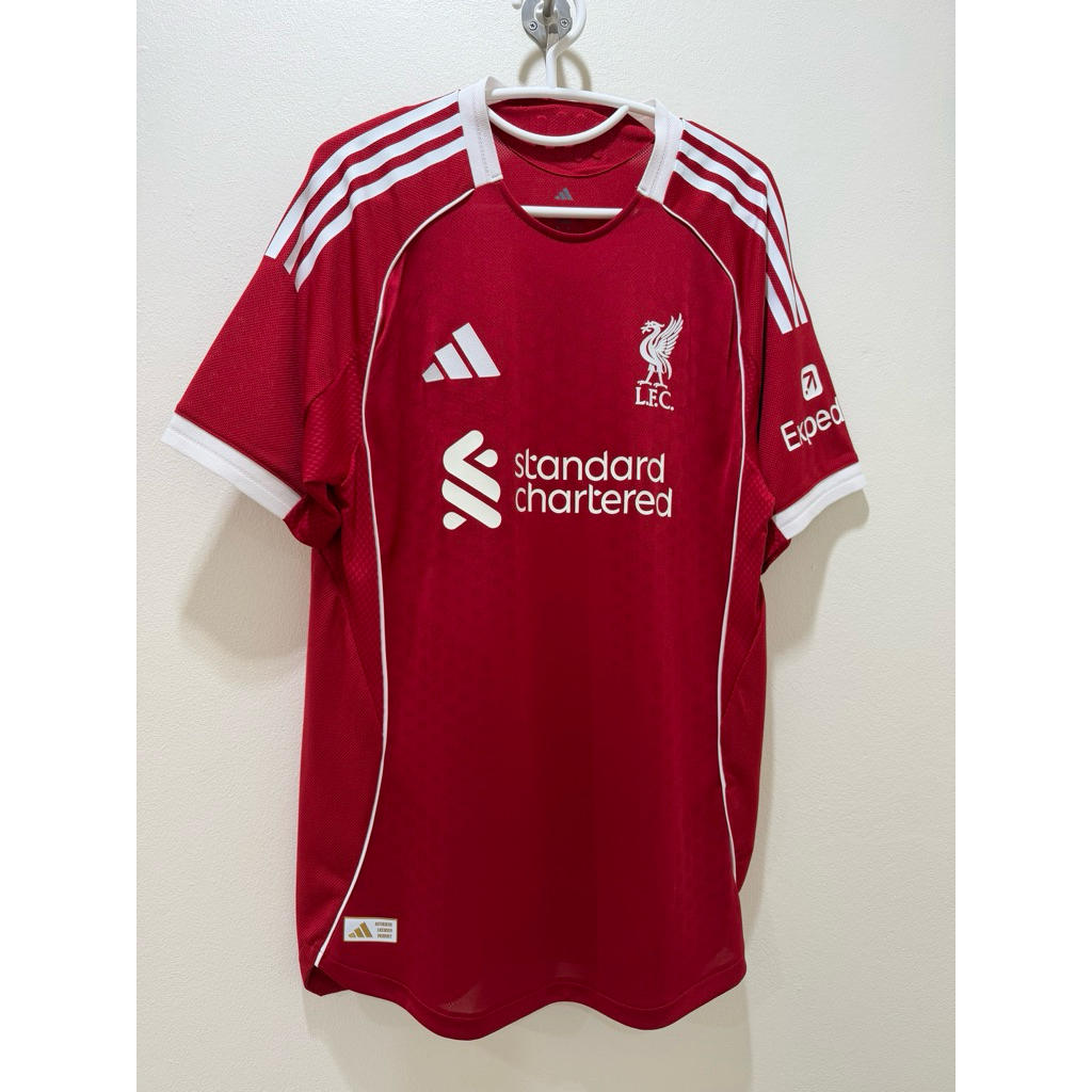 Adidas เสื้อLiverpool เสื้อแข่งเกรดนักเตะชุดเหย้า LIVERPOOL FC 25/26 ยี่ห้อ Adidas ของแท้จากช้อป