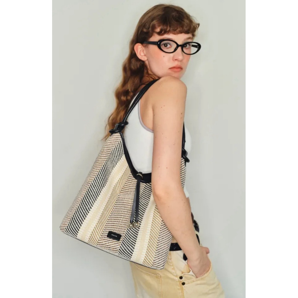 กระเป๋า  แบรนด์ Muva