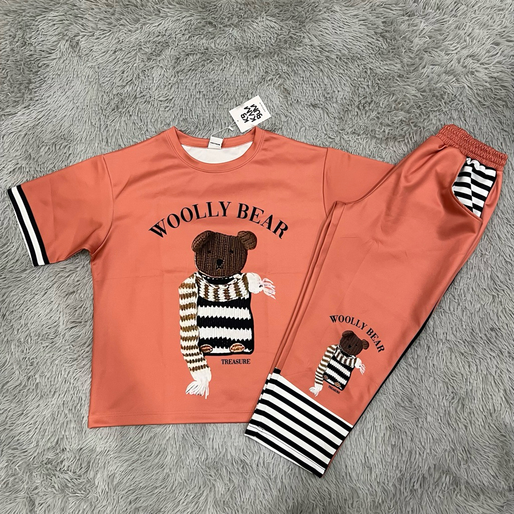 KB999 ชุดเซ็ท ขา 9 ส่วน  มี 3 ไซส์  อก 42“ 46” 50“  ผ้าสกูบ้า พิมพ์ลาย ทรงสวย