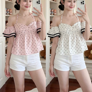 🌟Mamildya.shop🌟 เสื้อเกาะอก แต่งสายไห้คล้องคอได้ แขนระบาย/  …