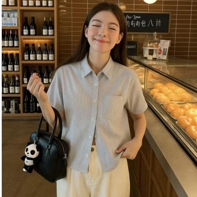 เสื้อเชิ้ตผู้หญิงแขนสั้นลายริ้ว Oreo Shirt  ผ้าคอตตอน100 ใส่สบาย งานไทย พร้อมส่ง By MINIMAL CLUB