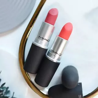 ส่งฟรีน้ำหอม ขนาดทดลอง ลิปสติก M.A.C Powder Kiss Lipstick #314 #316 #923 #930#813#926 เนื้อMatte 3g ลิป ลิปสติก