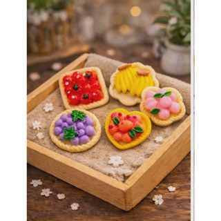 j346 ตะกร้าผลไม้กล้วยจำลองของจิ๋วแพ็คละ 10 ชิ้น