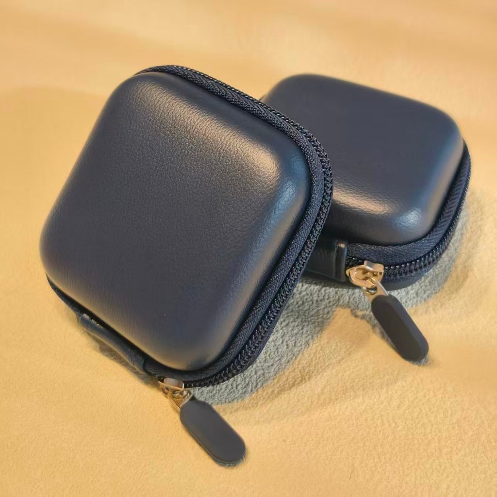 EVA Leather Case เคสหนังขนาด 8.5×8.5×3.5 cm สำหรับใส่หูฟังและอุปกรณ์ต่างๆ คุณภาพสูง หนากว่าเคสทั่วไป ราคา ถูกที่สุด ดีลบีเคเค แกลเลอรีภาพที่ 6