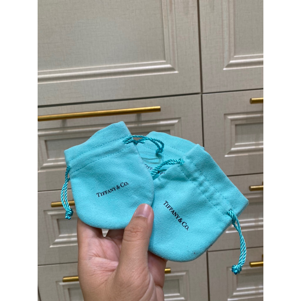 กล่อง ถุงผ้า TIFFANY&CO ใส่เครื่องประดับชิ้นเล็ก มือ2🇯🇵
