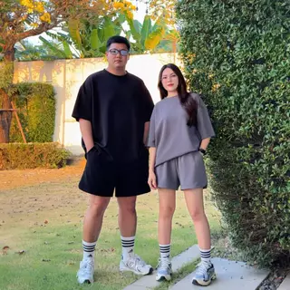 ชุดเซ็ท2ชิ้น เสื้อคอกลม+กางเกงขาสั้นมีเชือก เนื้อผ้าเกรดดีใส่สบาย