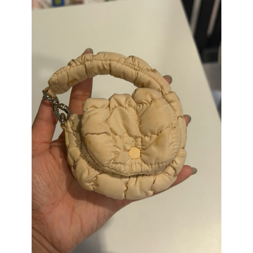 COS BAG airport สีครีม แท้ 💯%