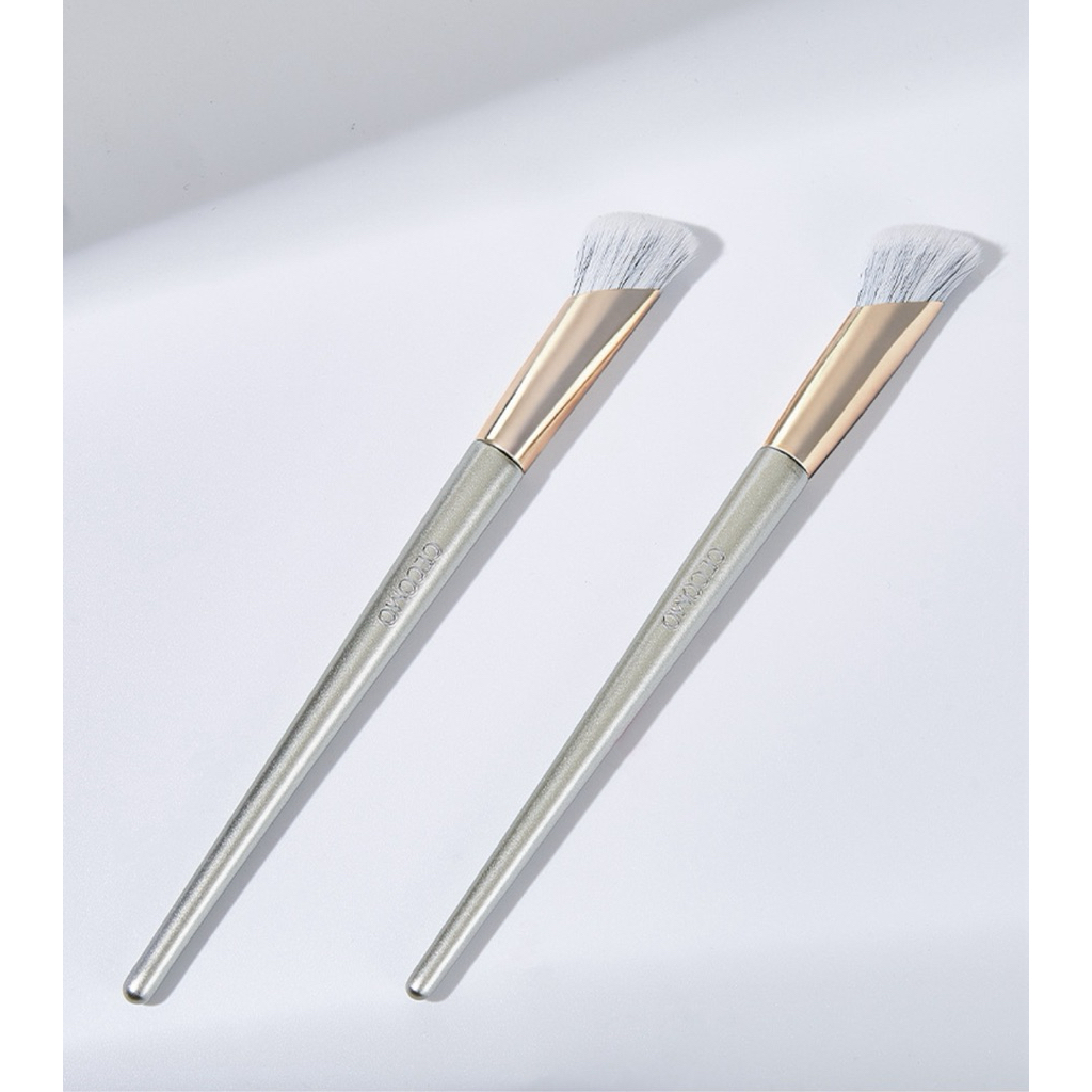 B-32 GECOMO Sickle แปรงเงาจมูก Contouring แปรงแต่งหน้าเครื่องมือความงาม Smudge Contouring ช่างแต่งหน้านุ่ม