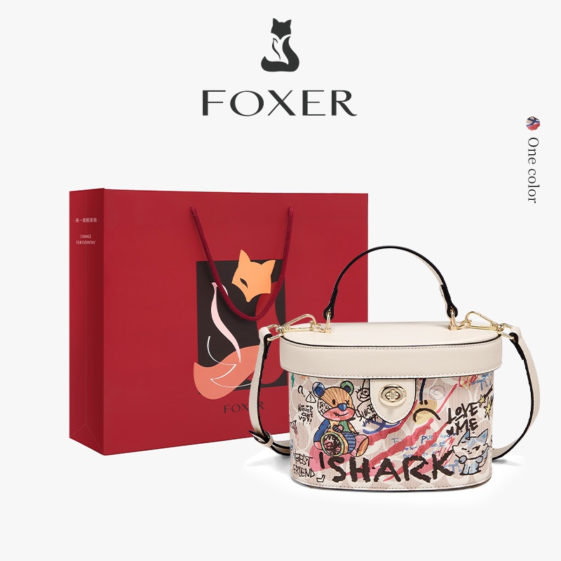 FOXER กระเป๋าสะพายข้างผู้หญิง กระเป๋าทรงกล่องลายกราฟิตี้หมี กระเป๋าสะพายทรงถังมีฝา