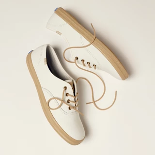 KEDS รองเท้าผ้าใบแบบผูกเชือก รุ่น CHAMPION LUXE LEATHER ROUND LACES สีขาว ( KW-CHAMP-7B-101 )